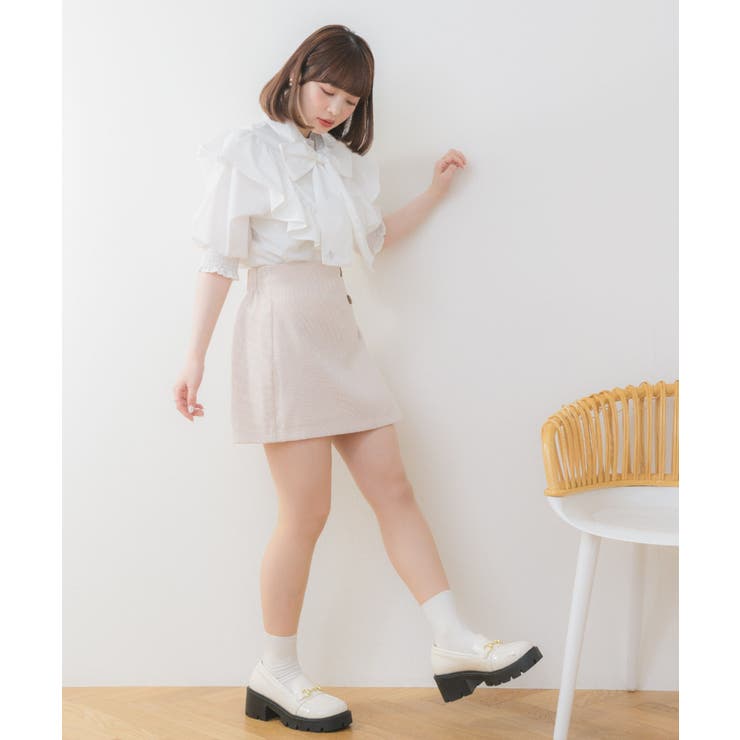 VフリルボウタイBL[品番：RTGW0006995]｜RETRO GIRL（レトロ