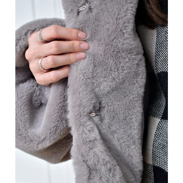 フェイクファーショートJK[品番：RTGW0006126]｜RETRO GIRL（レトロ