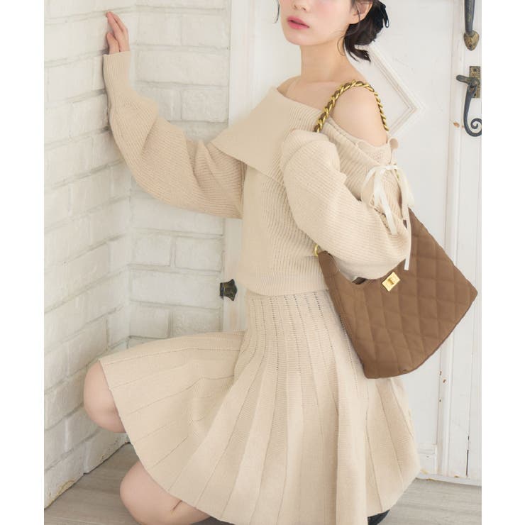 BEG0 | オフショルリボンNTOP | RETRO GIRL