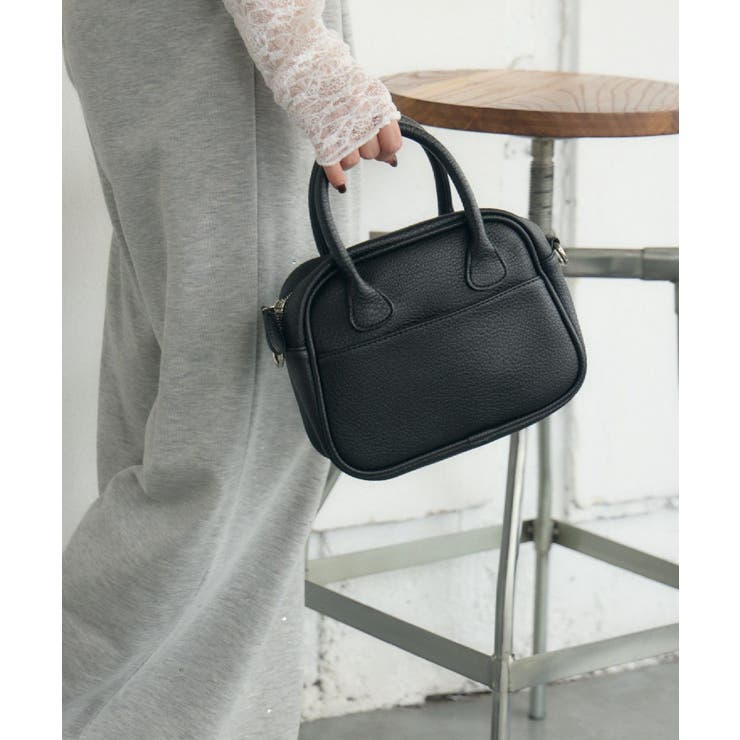 BLK1 | スクエアショルダーバッグ | RETRO GIRL