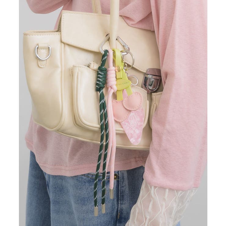 PNK0 | ランダムモチーフチャーム | RETRO GIRL