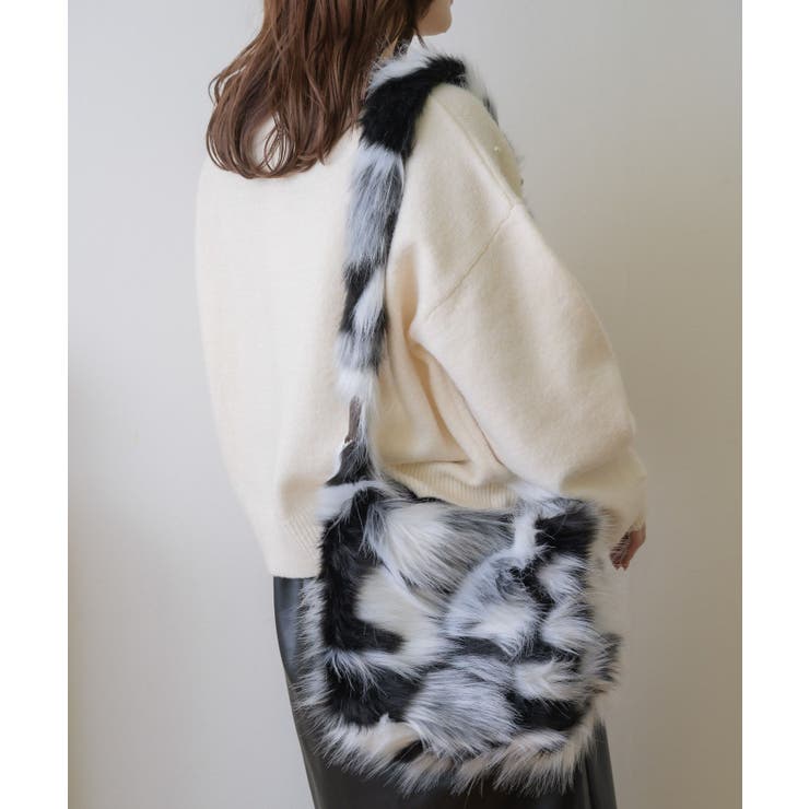 P/BLK | もこもこショルダーバッグ | RETRO GIRL