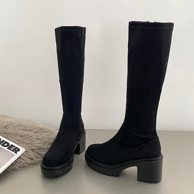 Shoes in Closet（シューズインクローゼット）の「軽量厚底