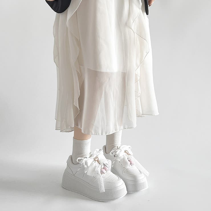 ホワイト | 厚底 プラットフォーム チャーム付 | Shoes in Closet