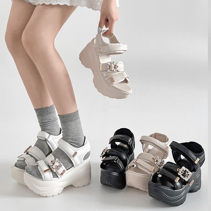 未使用品　ダイアナ　サンダル　22.5 ビジューバックル×サテン☆軽量厚底 タラントン バイ ダイアナ TALANTON by DIANA ビジューバッグル