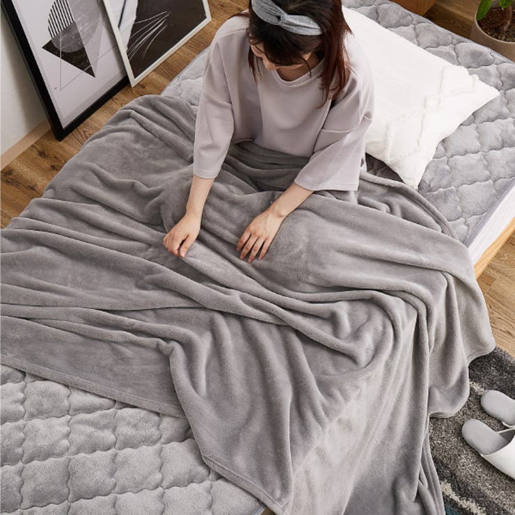 【特別送料無料】敷きパッドメレンゲタッチ約100×200cm【シングル】無地モロッカンキルティング敷きパット滑り止め付きすべり止め付き秋冬用寝具暖かあたたかいあったかグッズキルトパッドふわふわかわいいおしゃれシンプル萩原