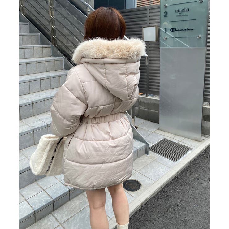 WEB限定 フェイクファーフード付きミドルフェイクダウン[品番