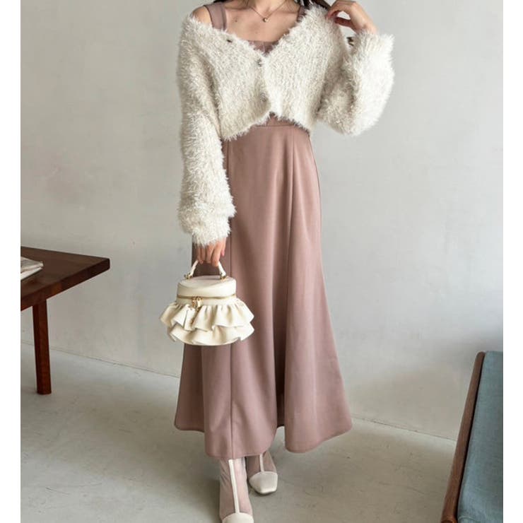 キラキラボタンチュールフェザーショートカーディガン[品番