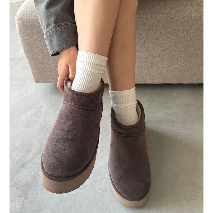 UGG オリーブ 厚底ムートンブーツ ムートンショートブーツ | OLIVE des
