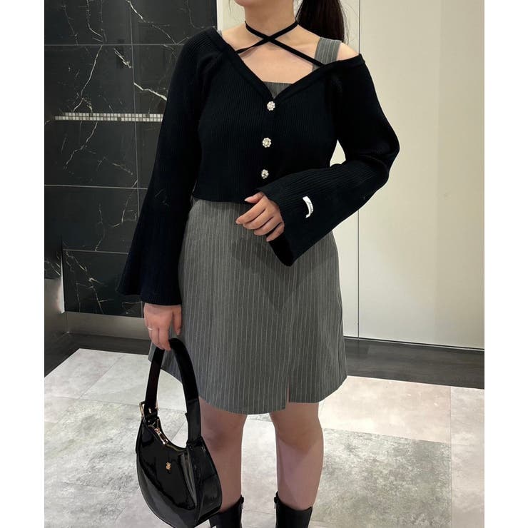 【美品/タグ付き】 NICE CLAUP ドロスカットミニワンピ（ブラック） 美品/タグ付き】 NICE CLAUP ドロスカットミニワンピ（ブラック