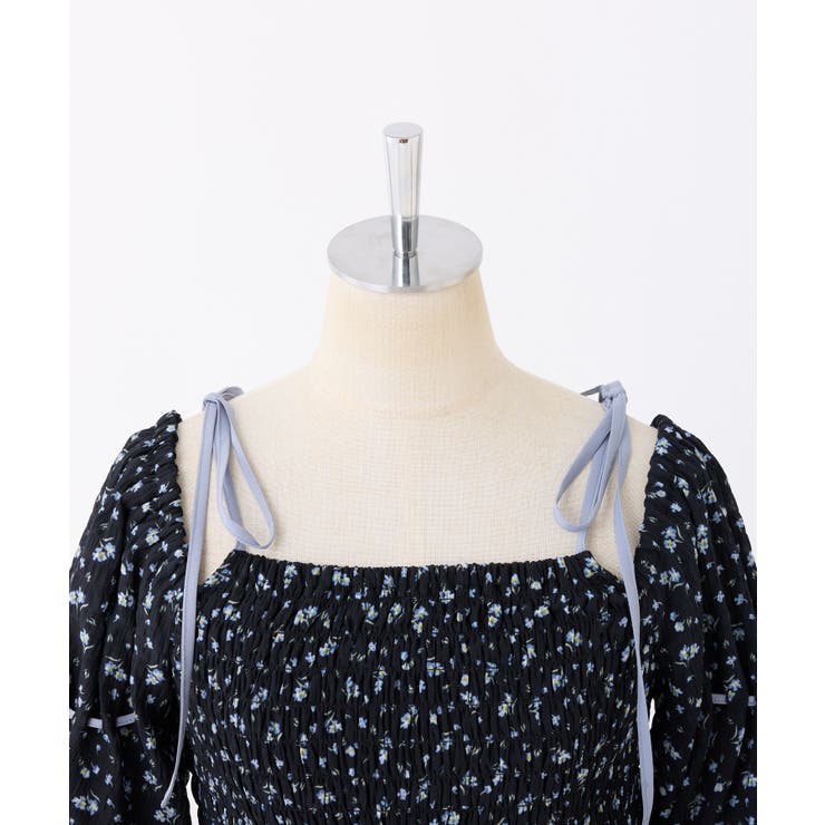 【one after another】花柄オフショルシャーリングリボンブラウス | NICE CLAUP / OLIVE des OLIVE　OUTLET | 詳細画像4 