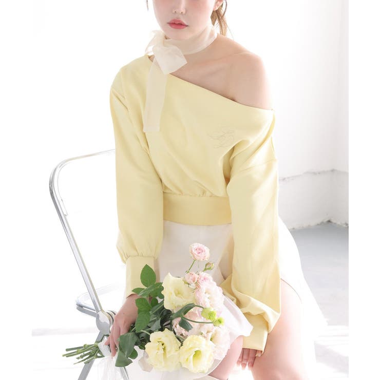 イエロー | 【one after another】スカーフ付き刺繍入りトップス | NICE CLAUP / OLIVE des OLIVE　OUTLET