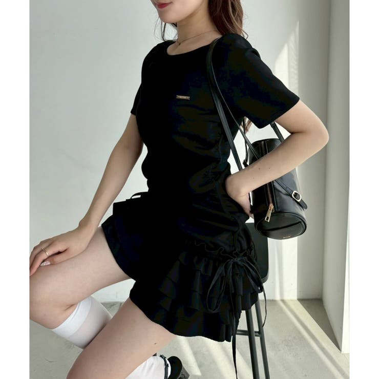 【美品/タグ付き】 NICE CLAUP ドロスカットミニワンピ（ブラック） 美品/タグ付き】 NICE CLAUP ドロスカットミニワンピ（ブラック