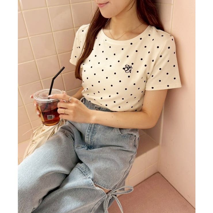 【one after another】ワンポイント刺繍ドットTシャツ | NICE CLAUP / OLIVE des OLIVE　OUTLET | 詳細画像2 
