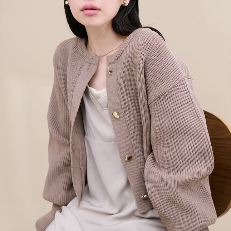 natural couture】ハート釦ポリニットカーディガン[品番：OLOW0013020