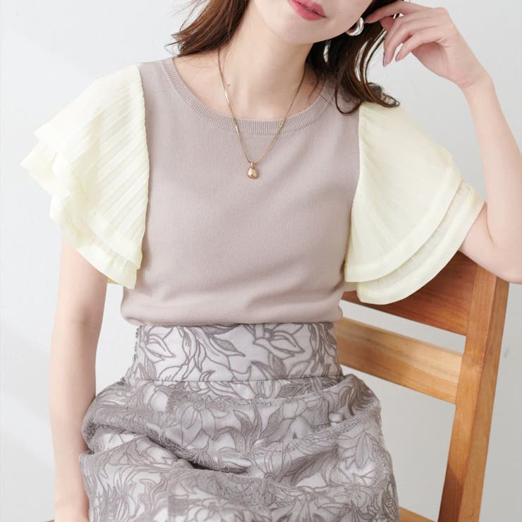 【natural couture】フレアプリーツ袖ニット | RMAF NICE CLAUP / OLIVE des OLIVE | 詳細画像1