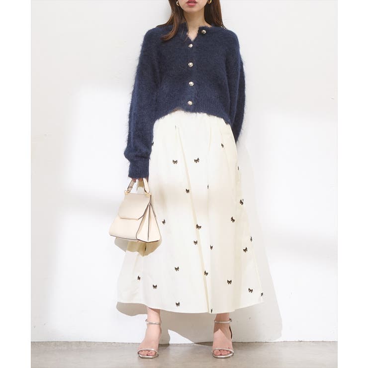 【新品】リボン刺繍タックフレアスカート(販売来月末まで) natural couture】リボン刺繍タックフレアスカート[品番