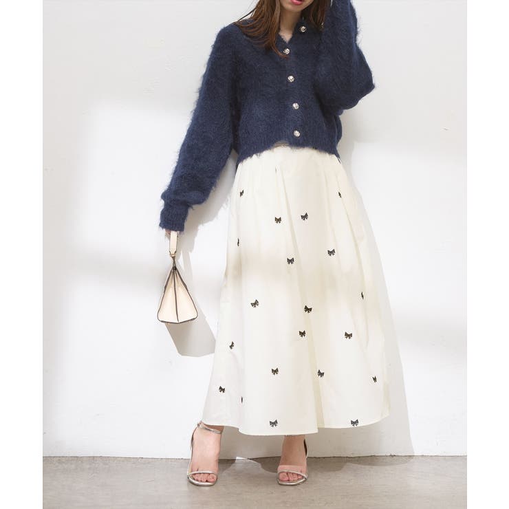 【新品】リボン刺繍タックフレアスカート(販売来月末まで) リボン刺繍タックフレアスカート | natural couture(ナチュラル