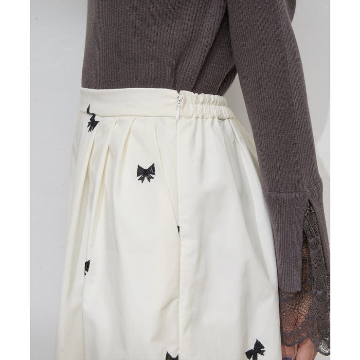 【natural couture】リボン刺繍タックフレアスカート | NICE CLAUP / OLIVE des OLIVE　OUTLET | 詳細画像11 