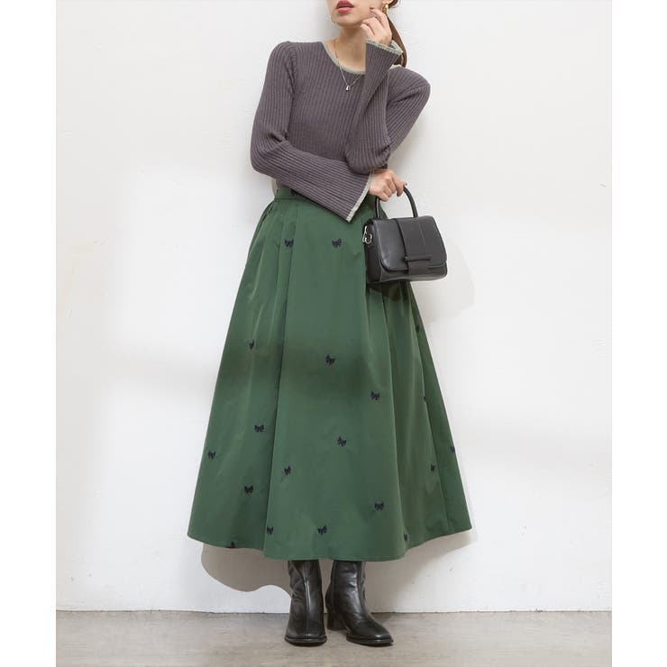 グリーン | 【natural couture】リボン刺繍タックフレアスカート | NICE CLAUP / OLIVE des OLIVE　OUTLET
