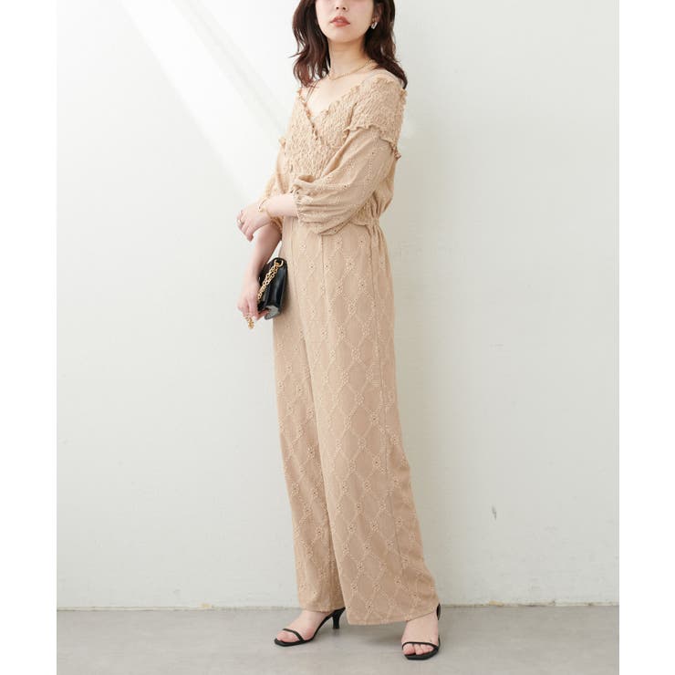 ベージュ | 【natural couture】カットレースフロントクロスサロペ | NICE CLAUP / OLIVE des OLIVE　OUTLET