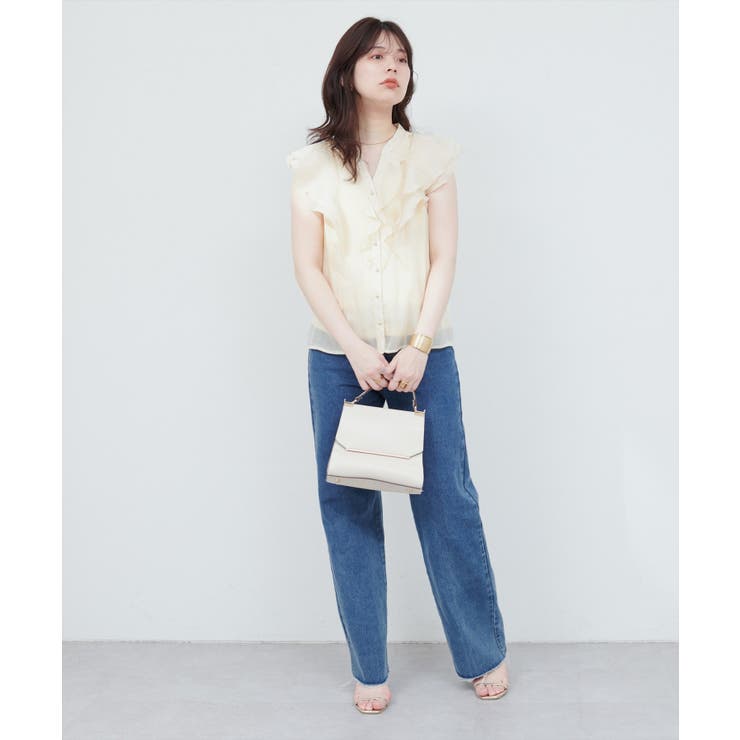 【natural couture】ラッフルフリルキーネックブラウス | NICE CLAUP / OLIVE des OLIVE　OUTLET | 詳細画像4 