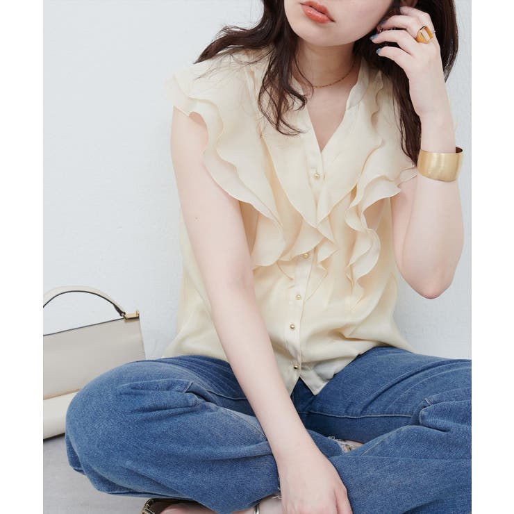 Lベージュ | 【natural couture】ラッフルフリルキーネックブラウス | NICE CLAUP / OLIVE des OLIVE　OUTLET