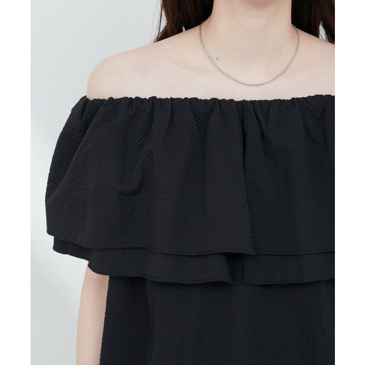 雑誌掲載♪カラー刺繍オフショルブラウス ブラック natural couture】サッカーチェックオフショルブラウス[品番