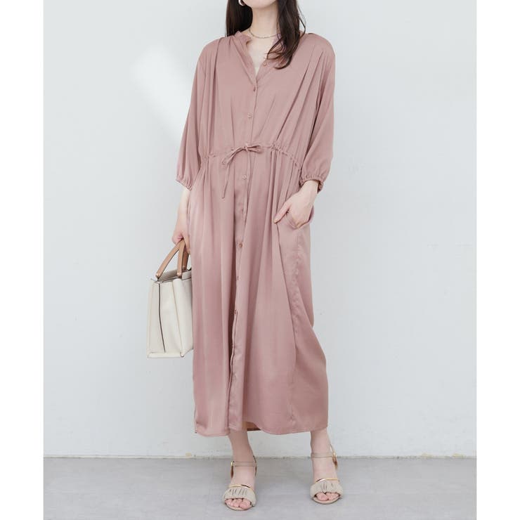 【natural couture】たっぷりギャザーサテンワンピース | NICE CLAUP / OLIVE des OLIVE　OUTLET | 詳細画像1 