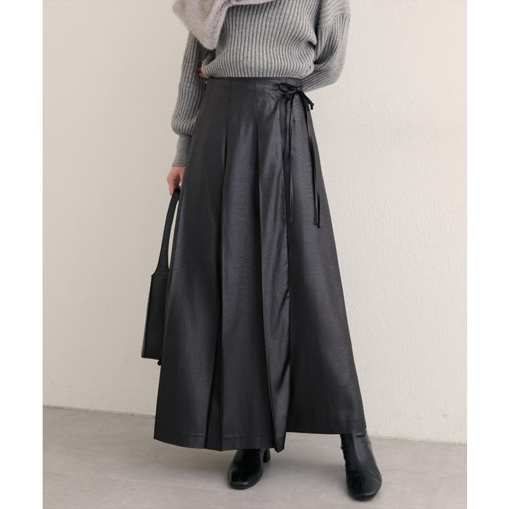 ブラック | 【natural couture】レザータッチプリーツラップスカート | NICE CLAUP / OLIVE des OLIVE　OUTLET