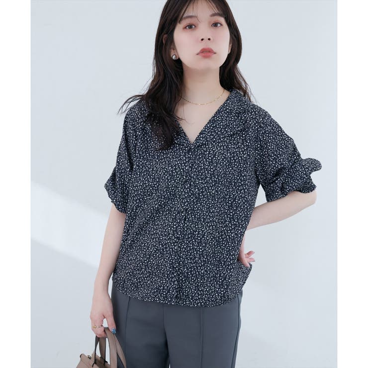 【natural couture】オープンカラー袖口シャーリングブラウス | NICE CLAUP / OLIVE des OLIVE　OUTLET | 詳細画像1 