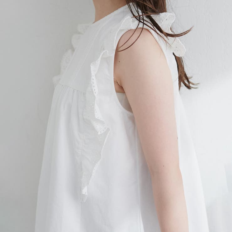 【natural couture】デニム刺繍フリルブラウス | NICE CLAUP / OLIVE des OLIVE　OUTLET | 詳細画像22 