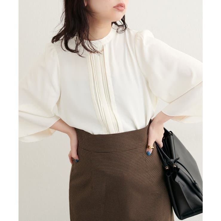 オフ | 【natural couture】メタルチャーム付き7分袖フレア袖ブラウス | NICE CLAUP / OLIVE des OLIVE　OUTLET