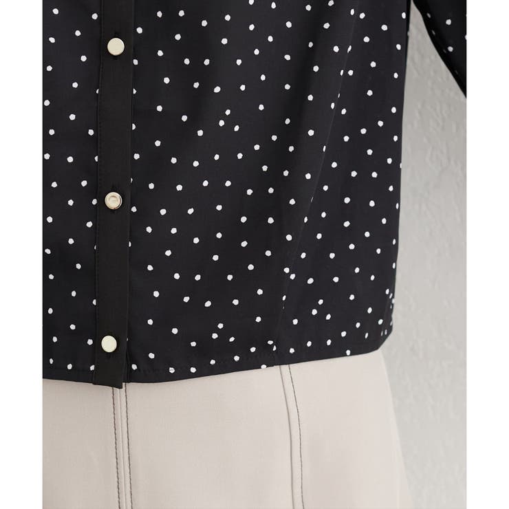 【natural couture】タックヘム羽織ブラウス | NICE CLAUP / OLIVE des OLIVE　OUTLET | 詳細画像21 