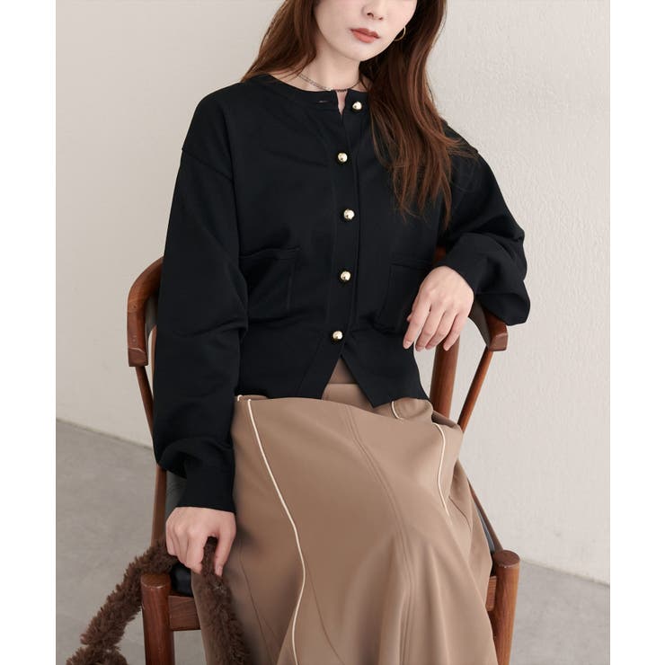 ブラック | 【natural couture】ぷっくり金釦ポケ付きカーデ | NICE CLAUP / OLIVE des OLIVE　OUTLET
