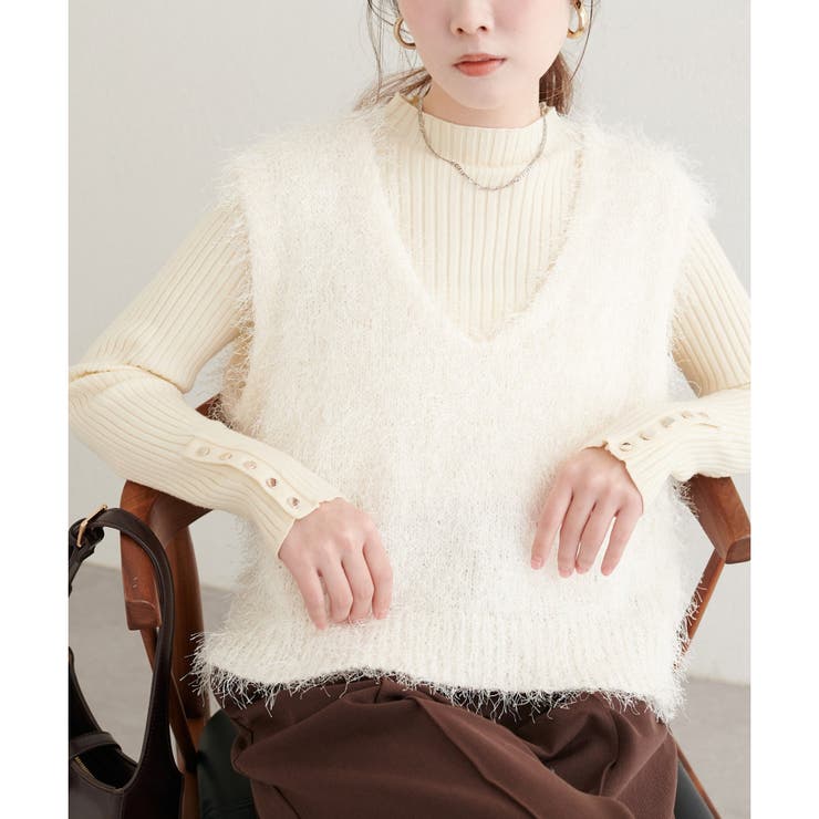 【natural couture】フェザーヤーンVネックベスト | NICE CLAUP / OLIVE des OLIVE　OUTLET | 詳細画像2 