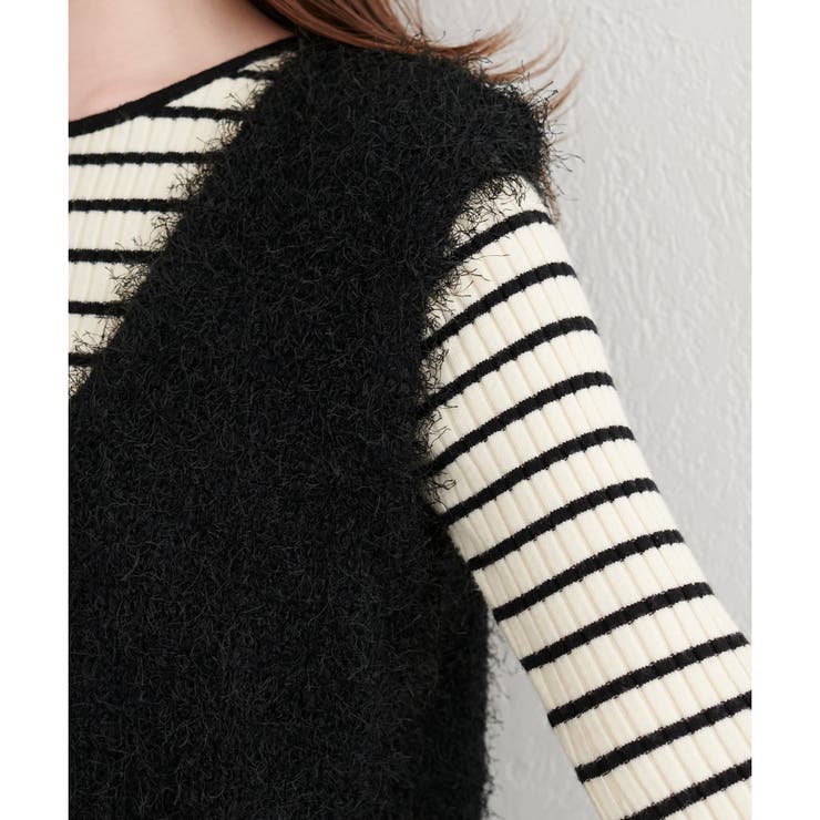 【natural couture】フェザーヤーンVネックベスト | NICE CLAUP / OLIVE des OLIVE　OUTLET | 詳細画像17 