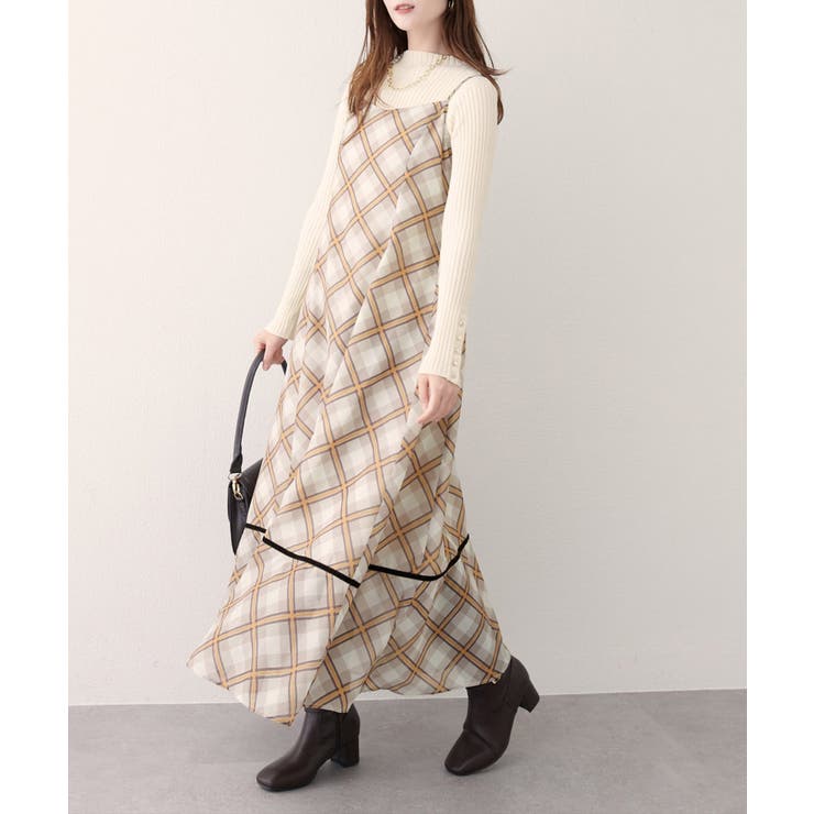 【natural couture】ベロア切り替えキャミワンピース | NICE CLAUP / OLIVE des OLIVE　OUTLET | 詳細画像4 