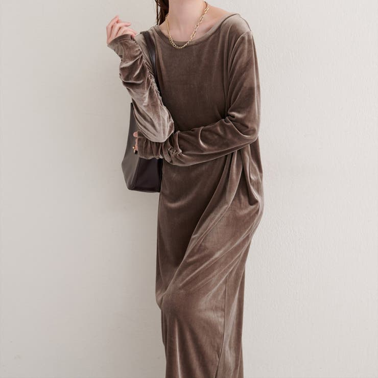 【natural couture】袖口シャーリングベロアワンピース | NICE CLAUP / OLIVE des OLIVE　OUTLET | 詳細画像1 