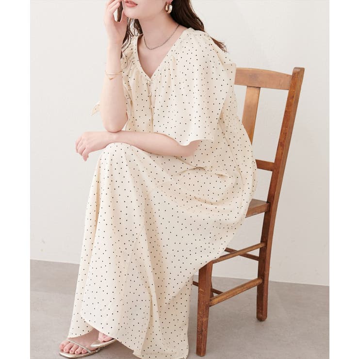 【natural couture】フリルカラーノースリワンピース | NICE CLAUP / OLIVE des OLIVE　OUTLET | 詳細画像3 