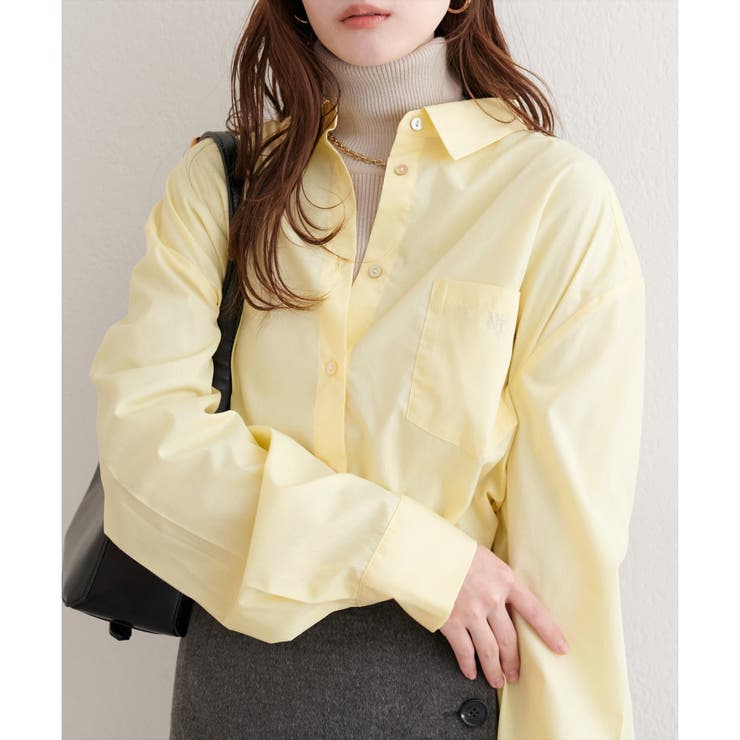 【natural couture】ポケット刺繍入りゆるシャツ | NICE CLAUP / OLIVE des OLIVE　OUTLET | 詳細画像2 