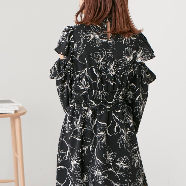 線画花柄袖空きワンピース[品番：NCLW0009394]｜NICE CLAUP / OLIVE