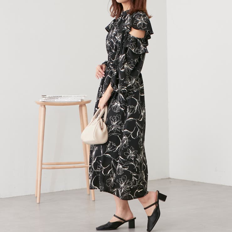 線画花柄袖空きワンピース[品番：NCLW0009394]｜NICE CLAUP