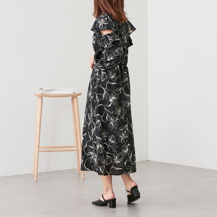 線画花柄袖空きワンピース[品番：NCLW0009394]｜NICE CLAUP / OLIVE