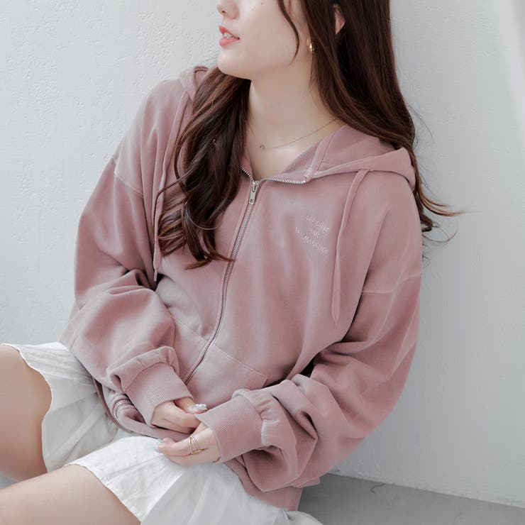 ブラウンビキニとデニムショートパンツ　 宍戸里帆ちゃんの着用パーカー ブラウンビキニとデニムショートパンツ 宍戸里帆ちゃんの着用パーカー