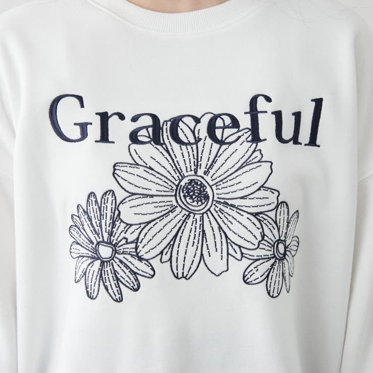 its inconspicuous presence フラワー刺繍 スウェット 花刺しゅうクルーネックスウェットプルオーバー｜INGNI(イング) 公式