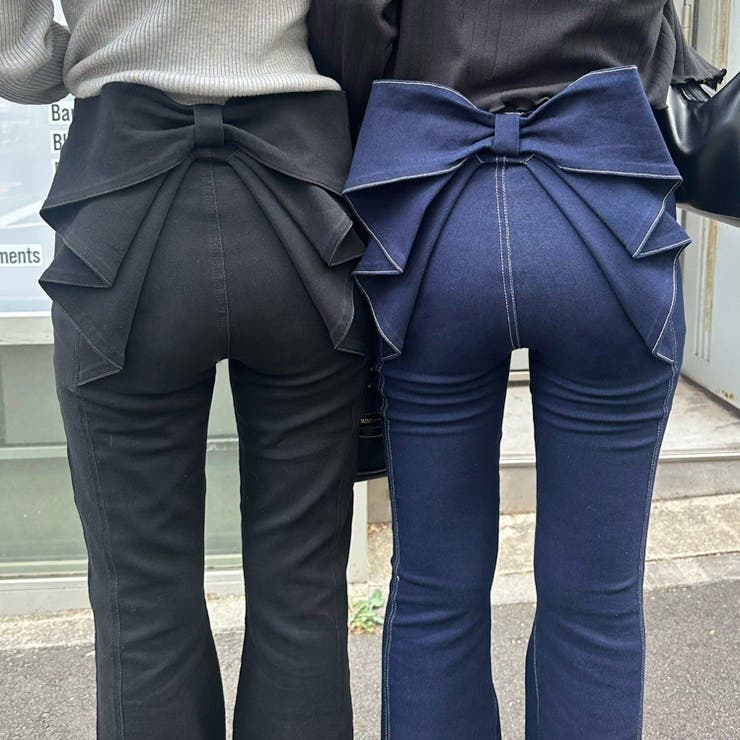 【3サイズ展開】後ろ姿まで可愛い、リボンデニムフレアパンツ | RMAF　NICE CLAUP / OLIVE des OLIVE | 詳細画像2 