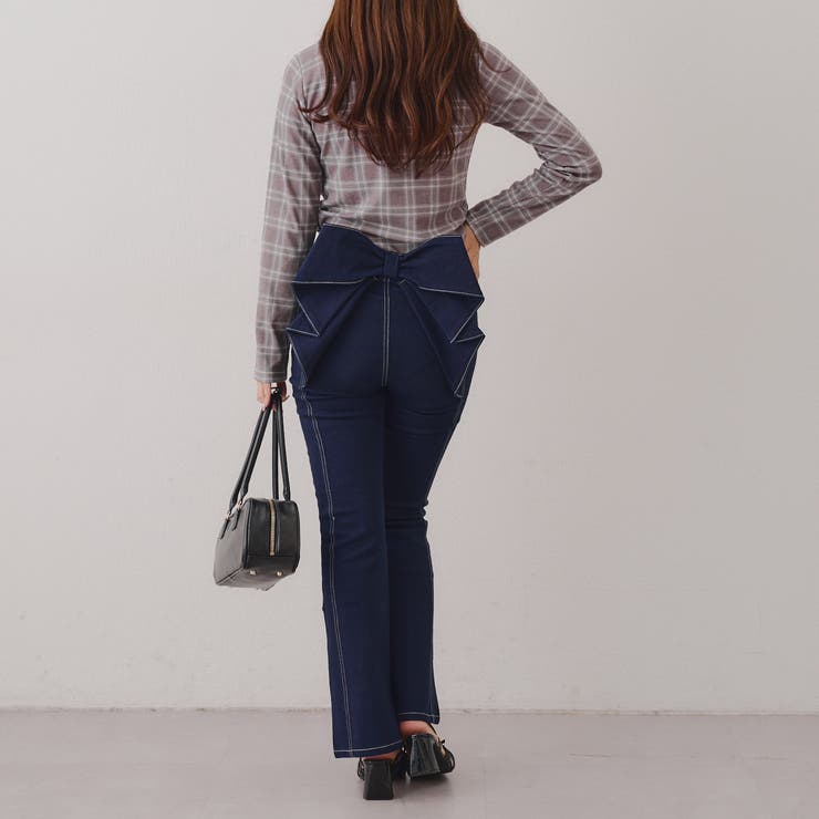 【3サイズ展開】後ろ姿まで可愛い、リボンデニムフレアパンツ | RMAF　NICE CLAUP / OLIVE des OLIVE | 詳細画像32 