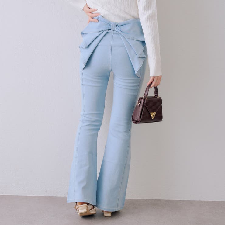 【3サイズ展開】後ろ姿まで可愛い、リボンデニムフレアパンツ | RMAF　NICE CLAUP / OLIVE des OLIVE | 詳細画像14 