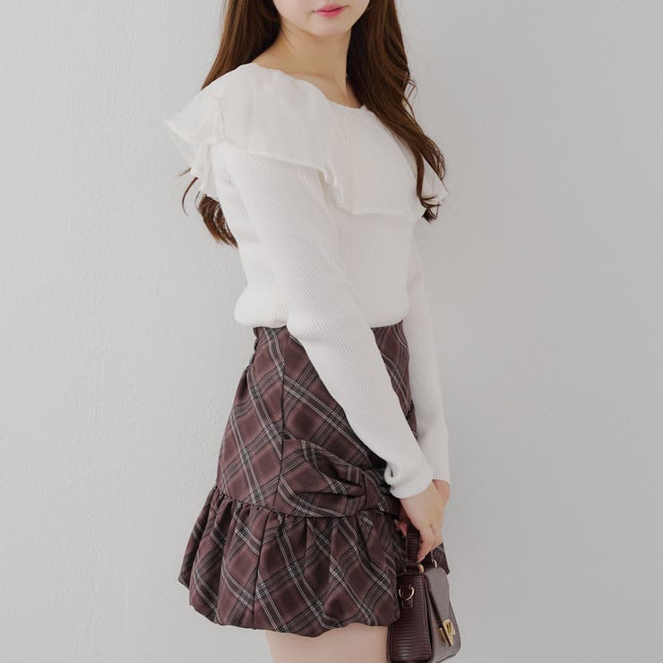 衿フリルニットトップス[品番：OLOW0016425]｜RMAF NICE CLAUP / OLIVE